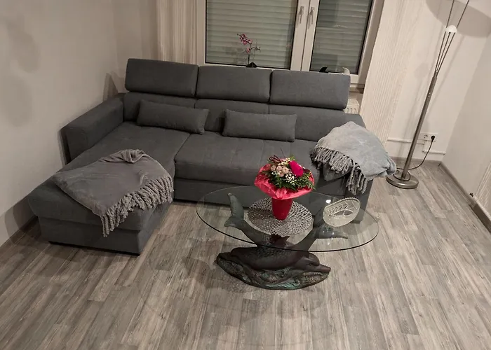 Cramer, 86002 * Ostrhauderfehn